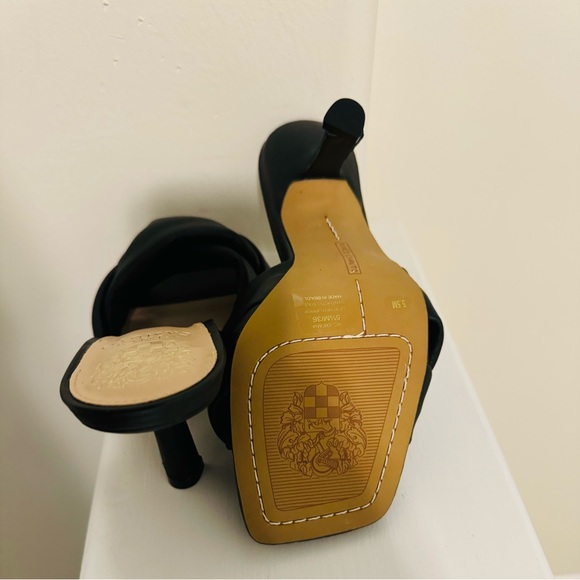 Black Leather Square Toe Mules with Twist Detail - Picture 4 of 4